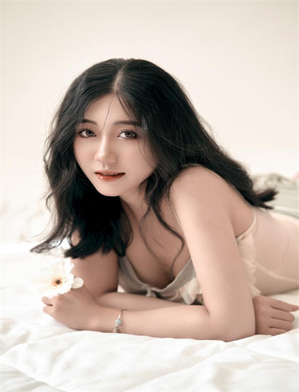 盒子怪表演艺术：情感的情绪渲染与观众共鸣 感受表演的情感力量